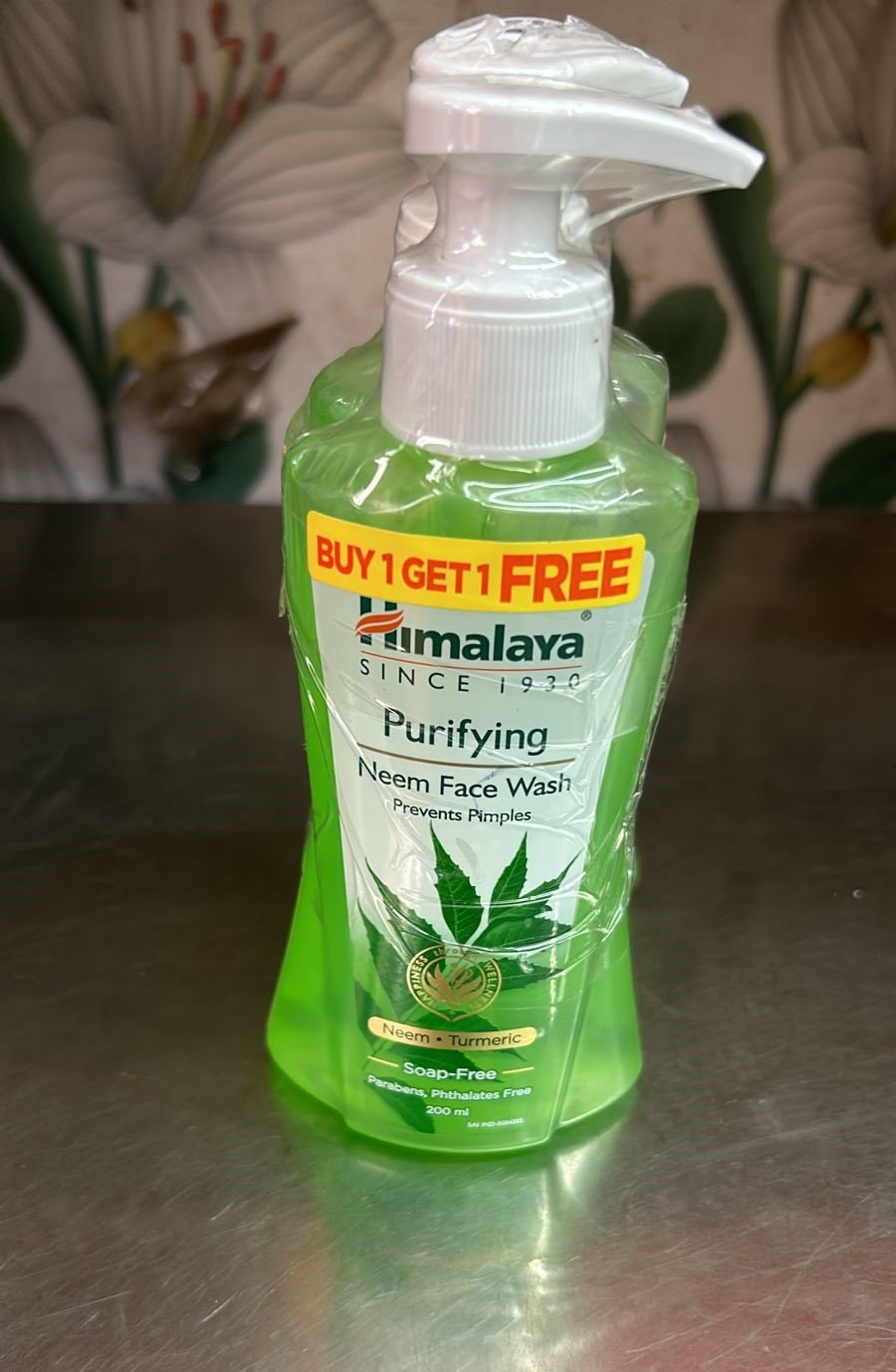 HIMALAYA purifying neem face wash